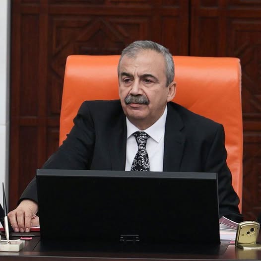 VEFAT- SIRRI SÜREYYA ÖNDER